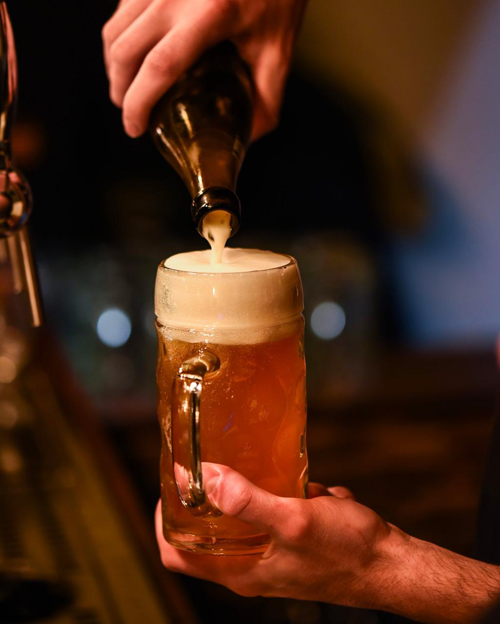 Beer's Corner bar