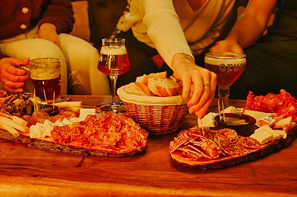 Beer's Corner bar